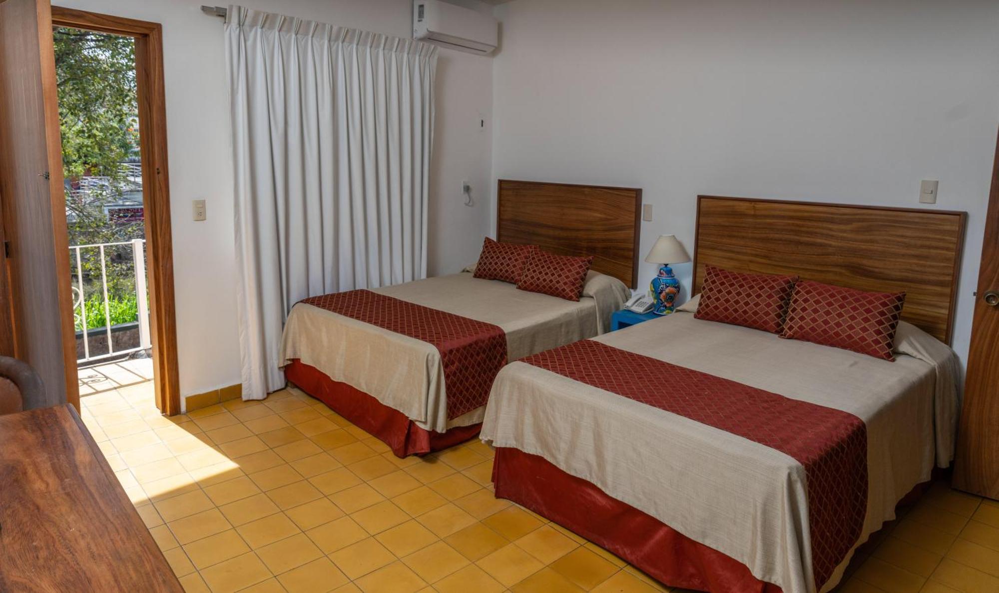 Hotel Encino Malecon Centro Puerto Vallarta Szoba fotó