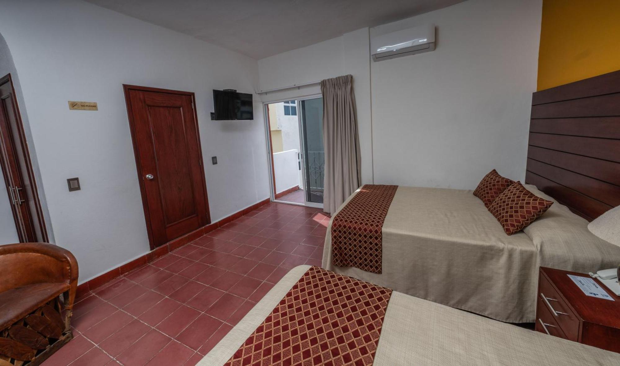 Hotel Encino Malecon Centro Puerto Vallarta Szoba fotó