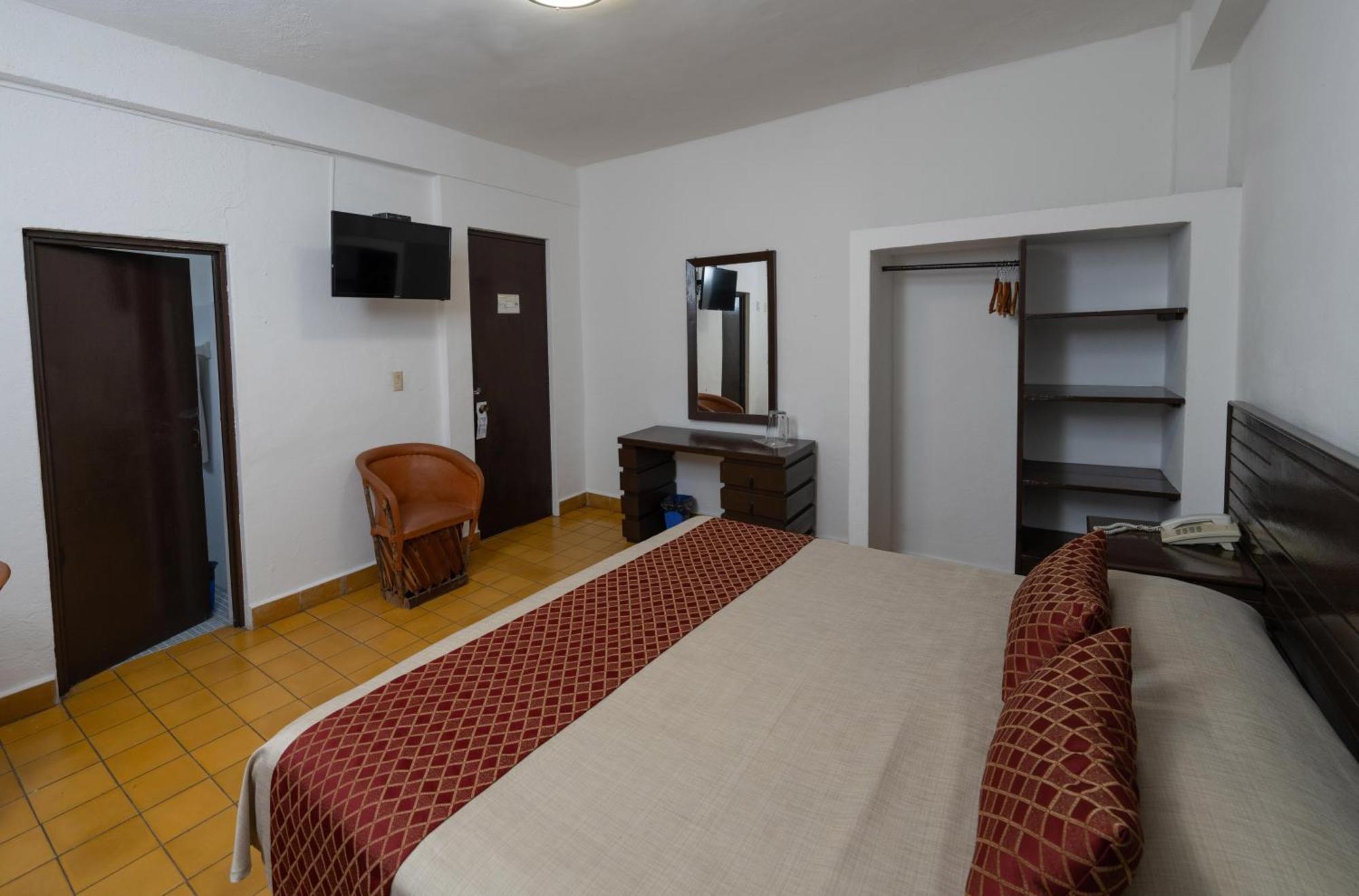 Hotel Encino Malecon Centro Puerto Vallarta Szoba fotó