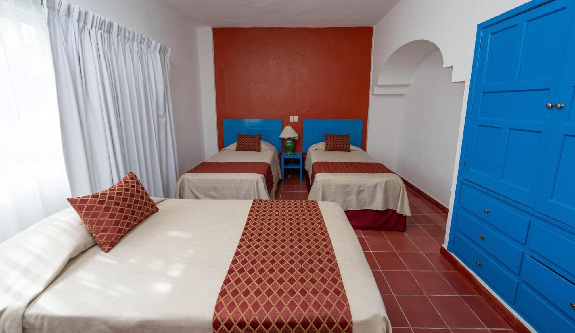 Hotel Encino Malecon Centro Puerto Vallarta Szoba fotó