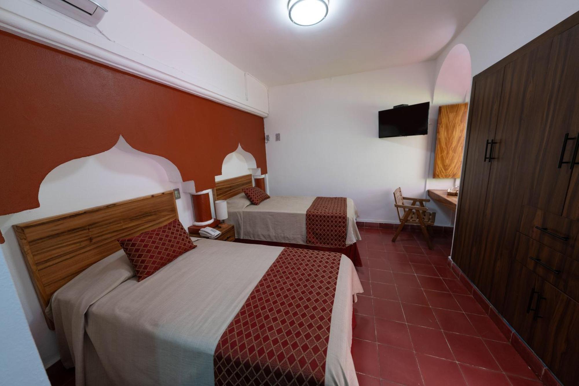 Hotel Encino Malecon Centro Puerto Vallarta Szoba fotó
