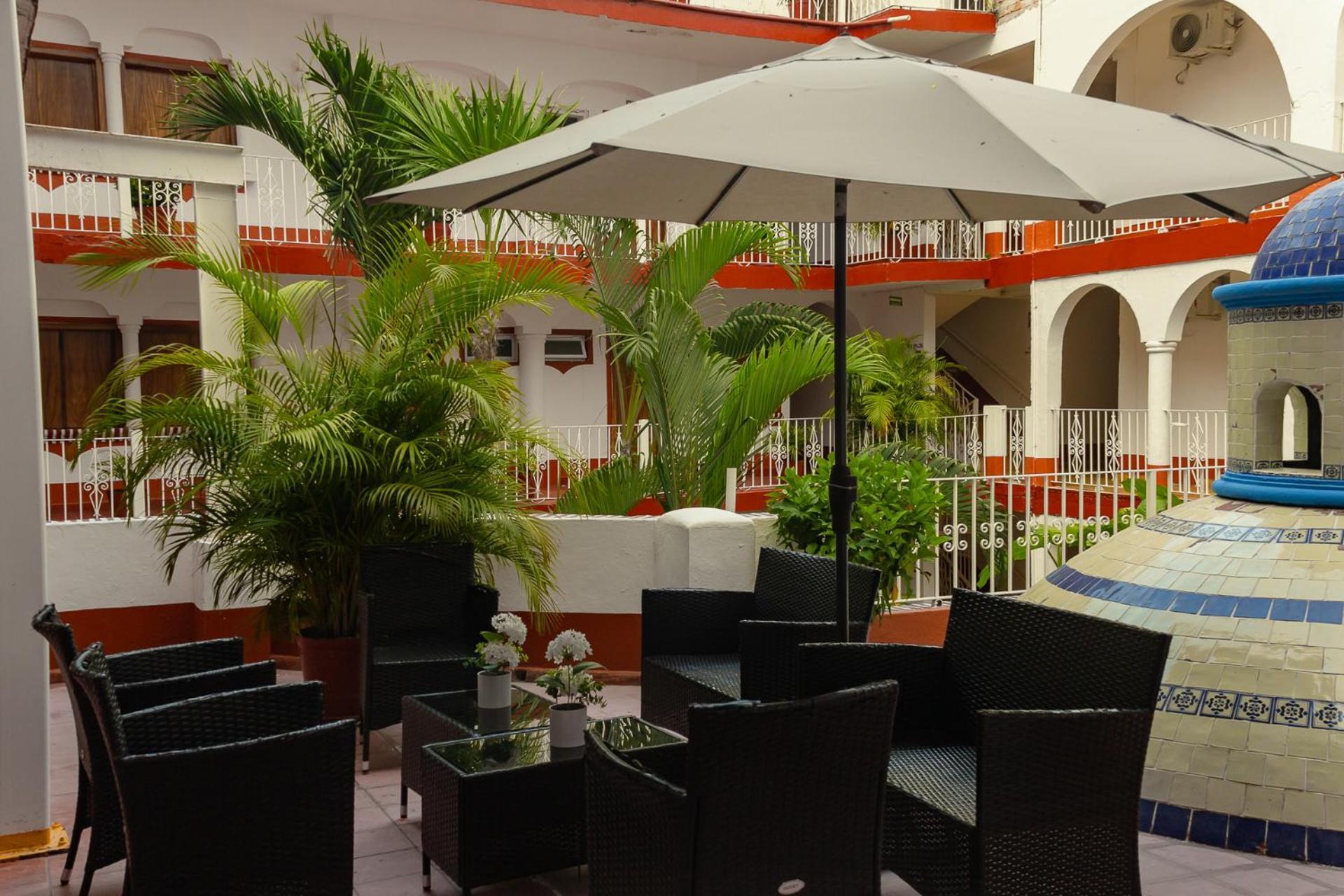Hotel Encino Malecon Centro Puerto Vallarta Kültér fotó
