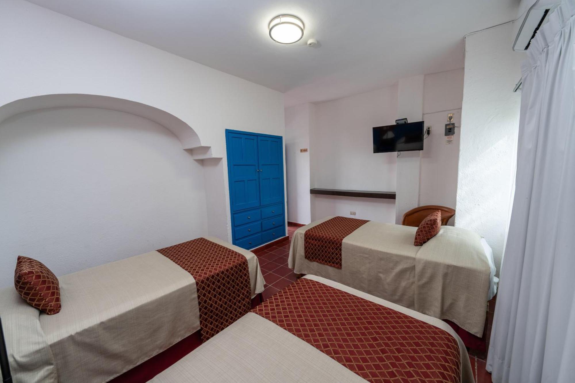 Hotel Encino Malecon Centro Puerto Vallarta Szoba fotó